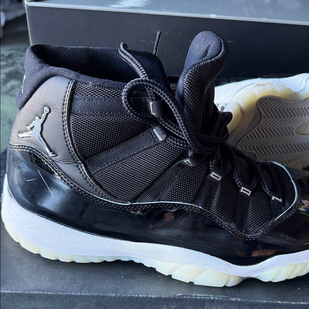 Jordan XI JUBILEE sz 13 Men's